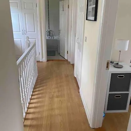 Сasa de vacaciones Beautiful 3 Bedroom House In Village County Sligo Coolaney