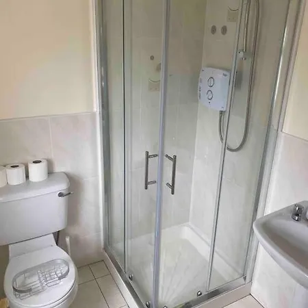 Beautiful 3 Bedroom House In Village County Sligo Vakantiehuis *